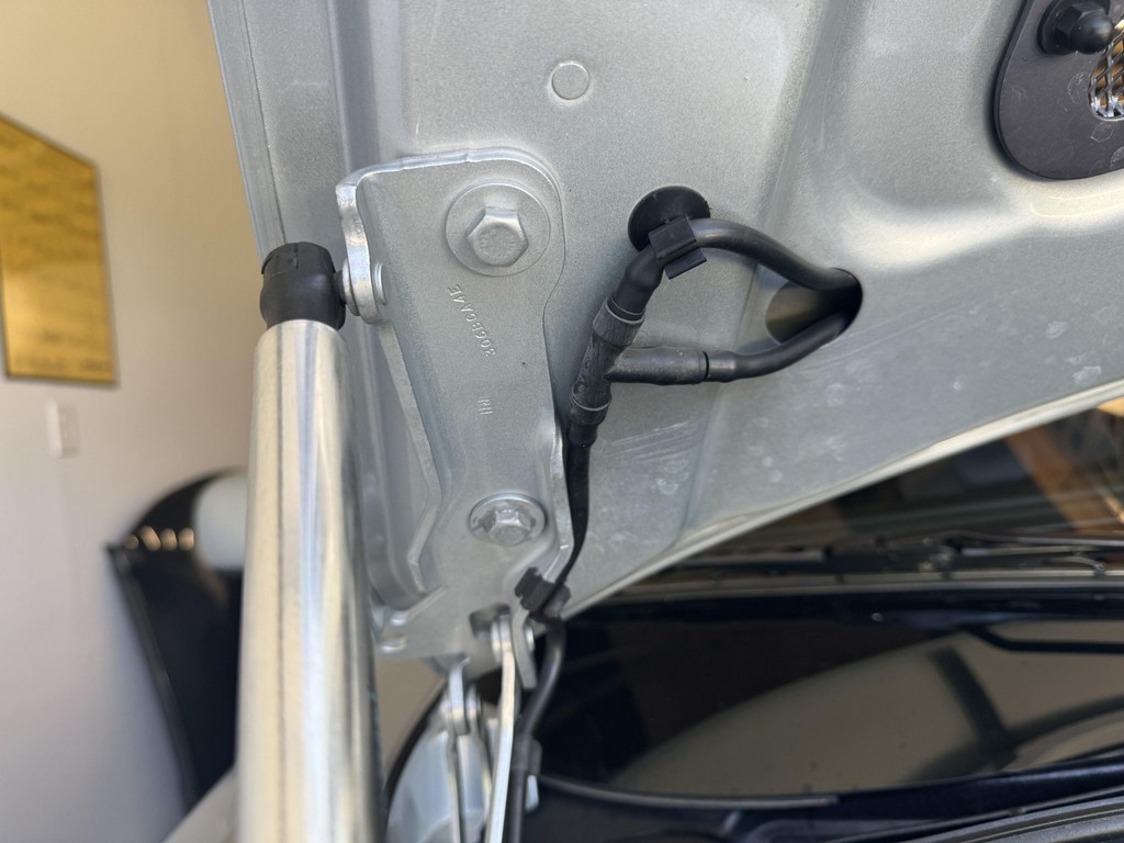 2005 Aston Martin DB9 - Image 5