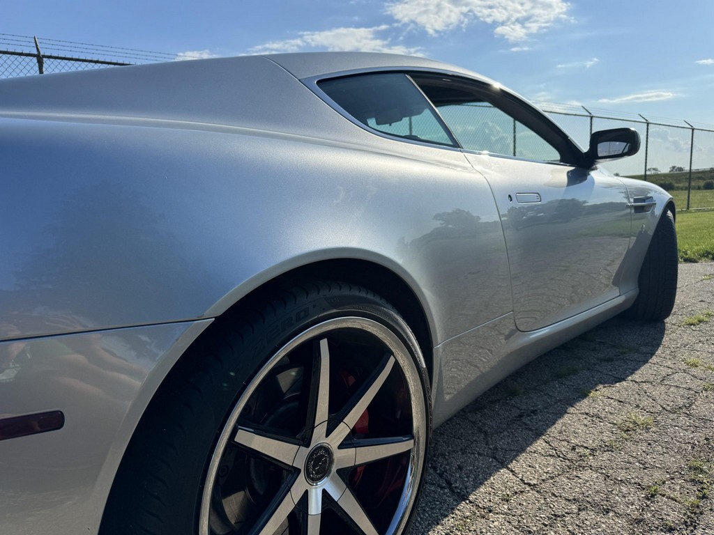 2005 Aston Martin DB9 - Image 8