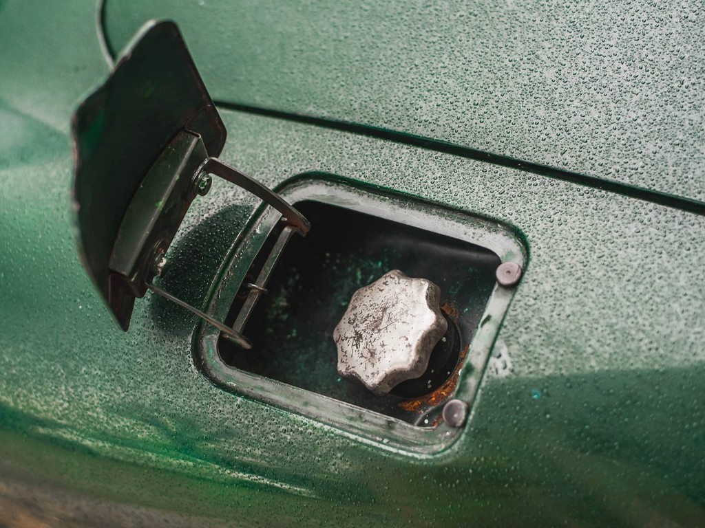 1974 Jaguar E-Type S3 Roadster - Image 101