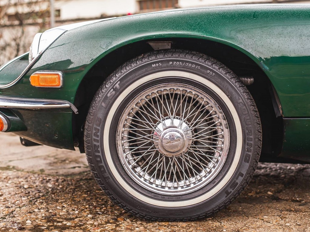 1974 Jaguar E-Type S3 Roadster - Image 8