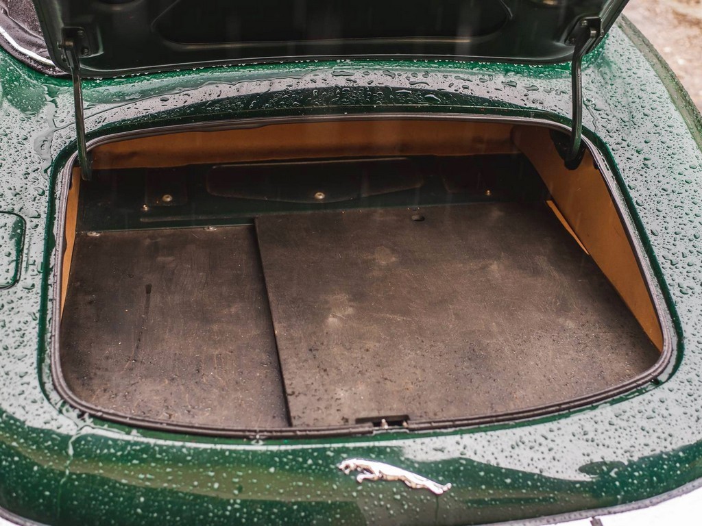 1974 Jaguar E-Type S3 Roadster - Image 20