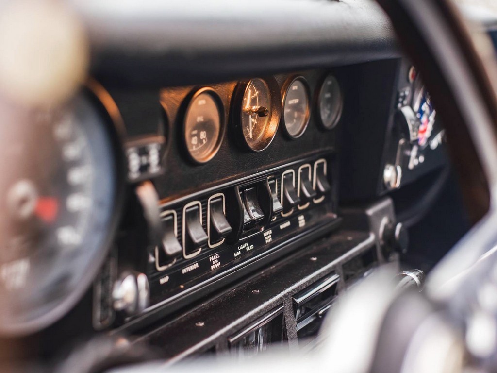 1974 Jaguar E-Type S3 Roadster - Image 37