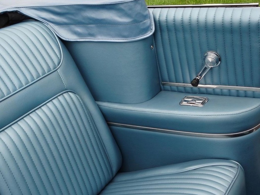 1964 Chevrolet Impala SS Convertible - Image 13