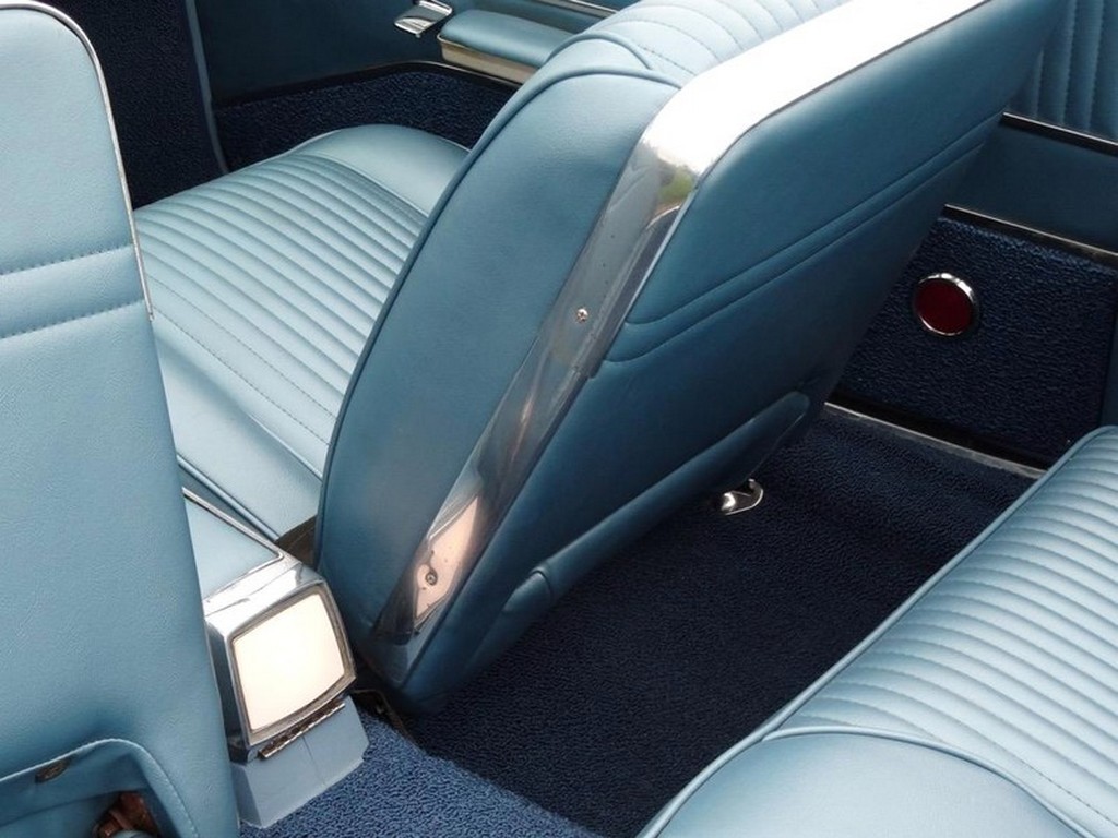 1964 Chevrolet Impala SS Convertible - Image 16