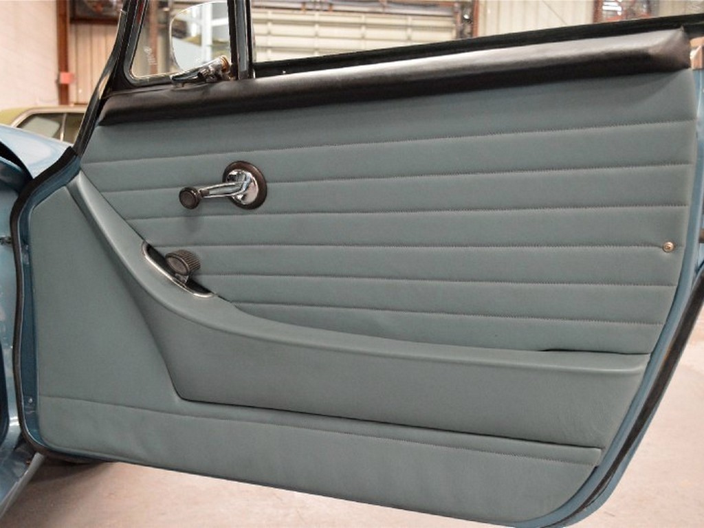 1971 Volvo P1800 - Image 23