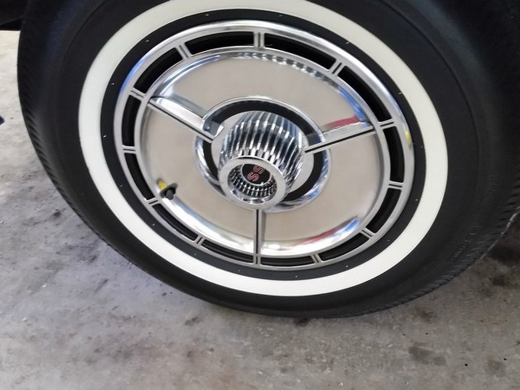 1964 Chevrolet Impala SS Convertible - Image 65