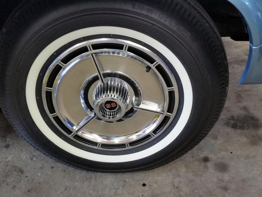 1964 Chevrolet Impala SS Convertible - Image 9