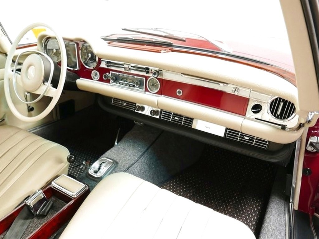 1970 Mercedes‑Benz 280SL Pagoda - Image 16