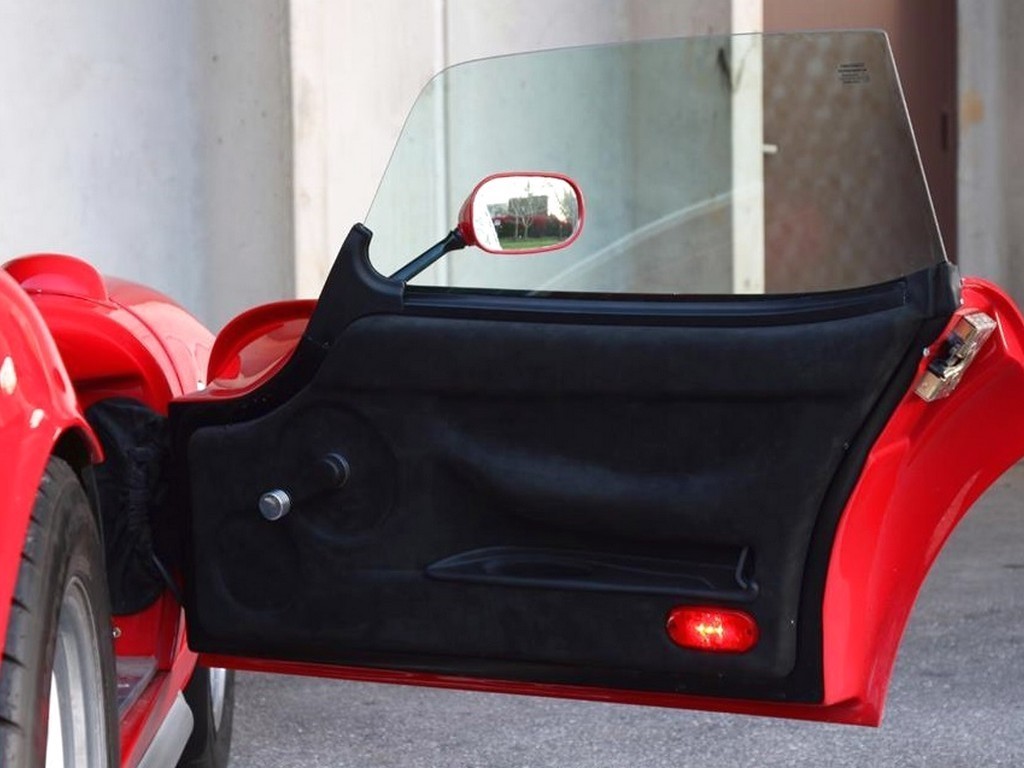 1965 Shelby Daytona Coupe Superformance - Image 38