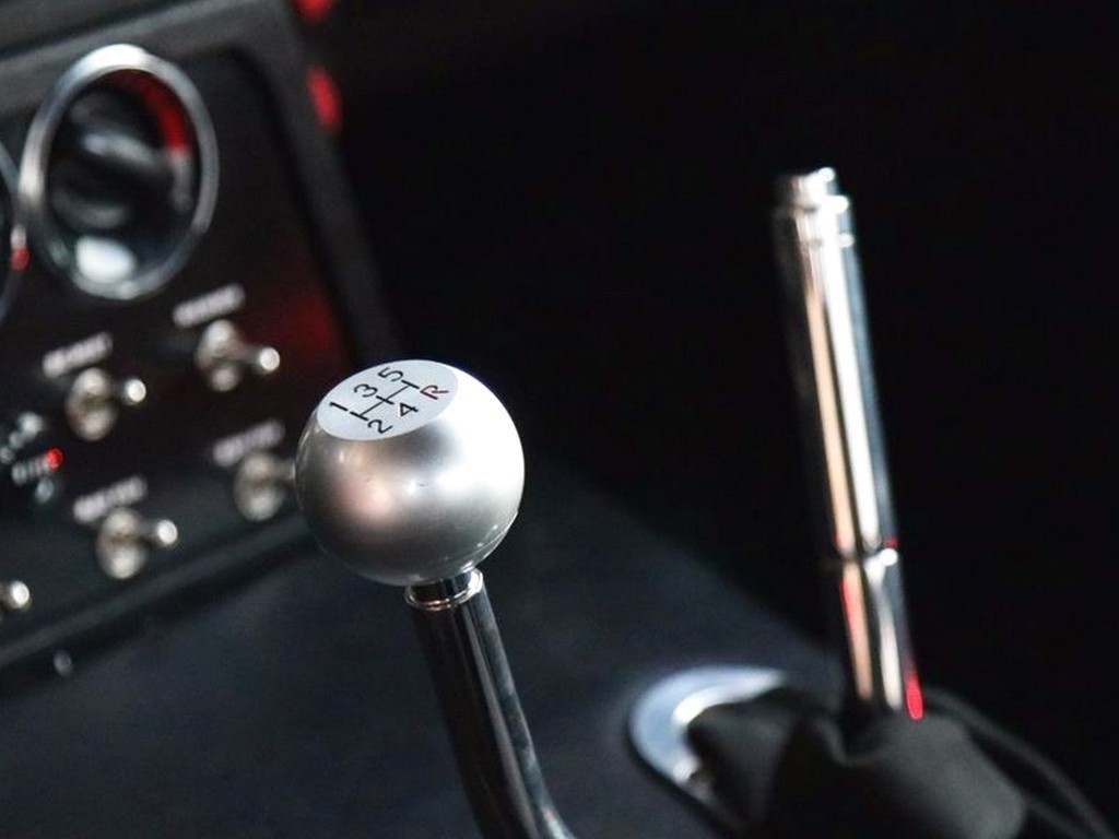 1965 Shelby Daytona Coupe Superformance - Image 10