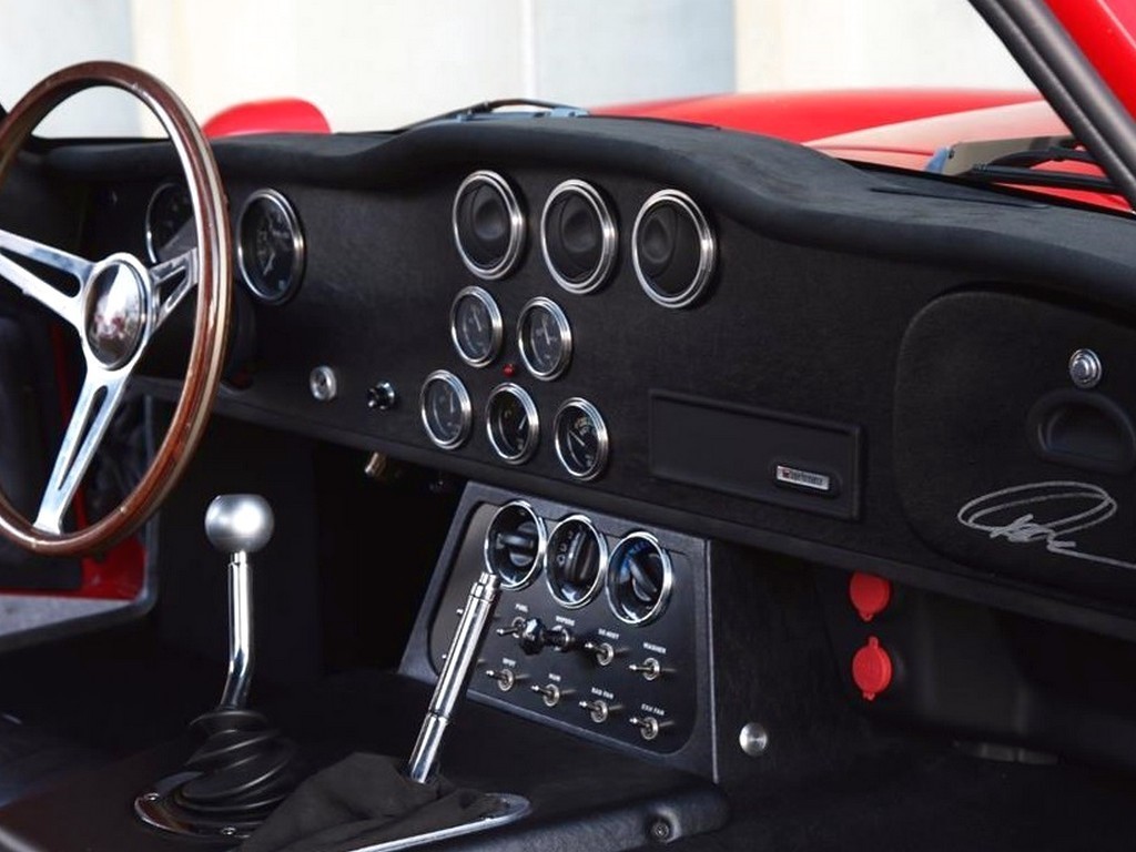 1965 Shelby Daytona Coupe Superformance - Image 30