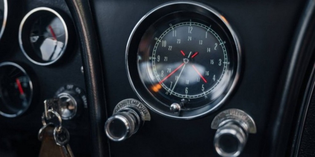 1966 Chevrolet Corvette Sting Ray 427 Turbo J - Image 12