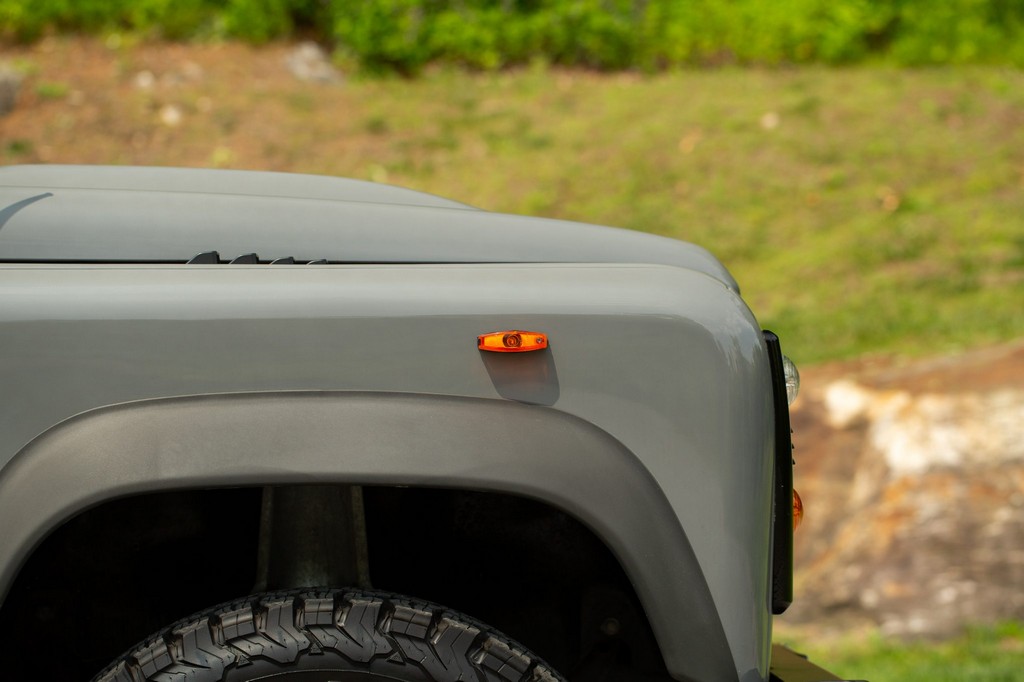 1991 Land Rover Defender 90 - Image 29