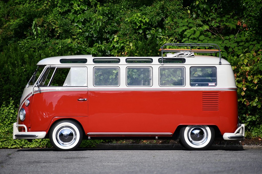 1966 Volkswagen Type 2 21-Window Deluxe Samba - Image 5