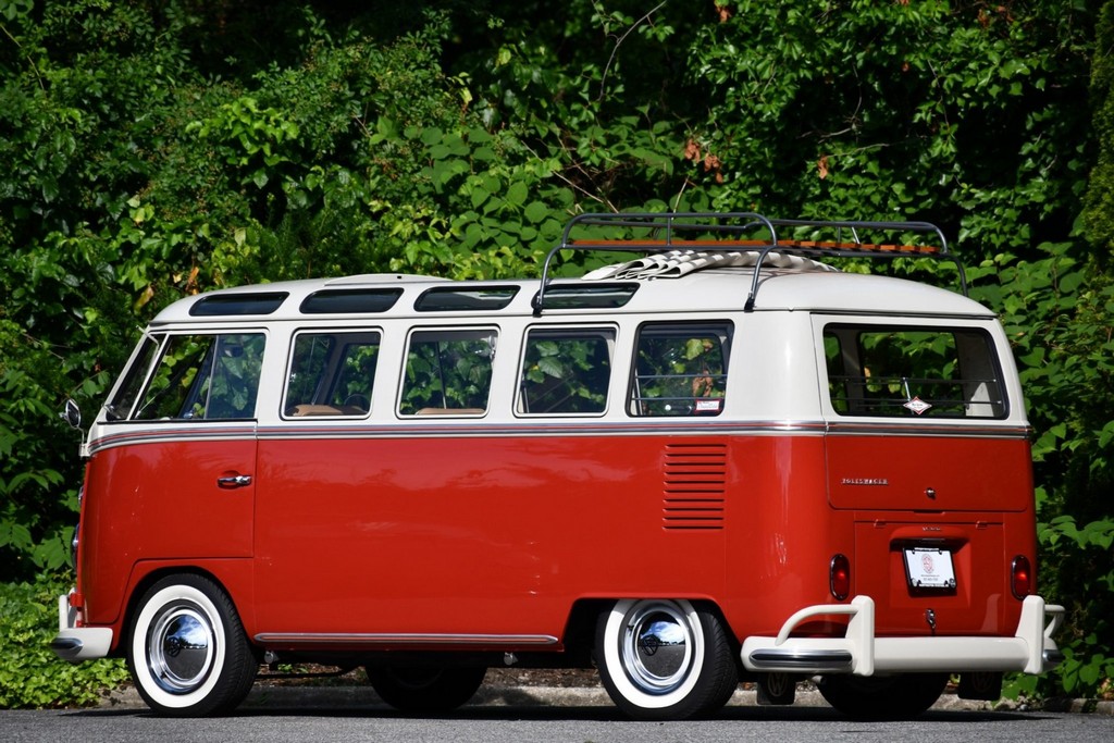 1966 Volkswagen Type 2 21-Window Deluxe Samba - Image 6