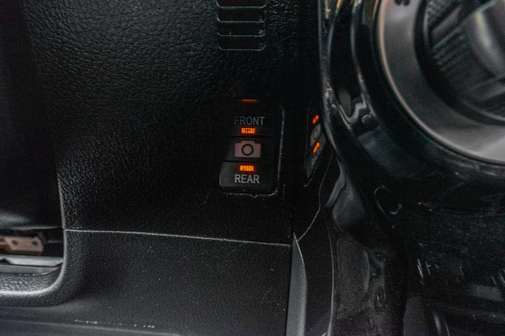 2022 Toyota 4Runner TRD Off-Road Premium - Image 8