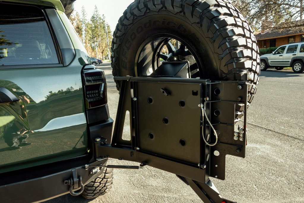 2022 Toyota 4Runner TRD Off-Road Premium - Image 12