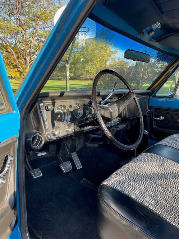 1972 Chevrolet K20 Cheyenne Pickup 4×4 - Image 34