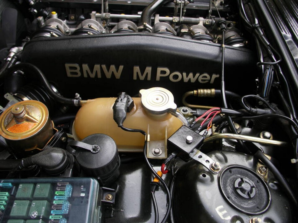 1988 BMW M 635 CSi - Image 26