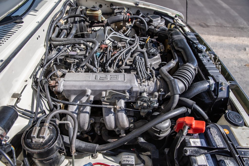 1990 Toyota Pickup XtraCab Deluxe 4×4 - Image 48