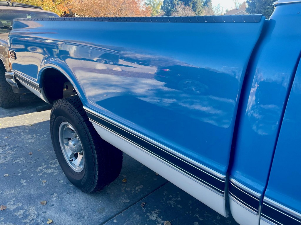 1972 Chevrolet K20 Cheyenne Pickup 4×4 - Image 40