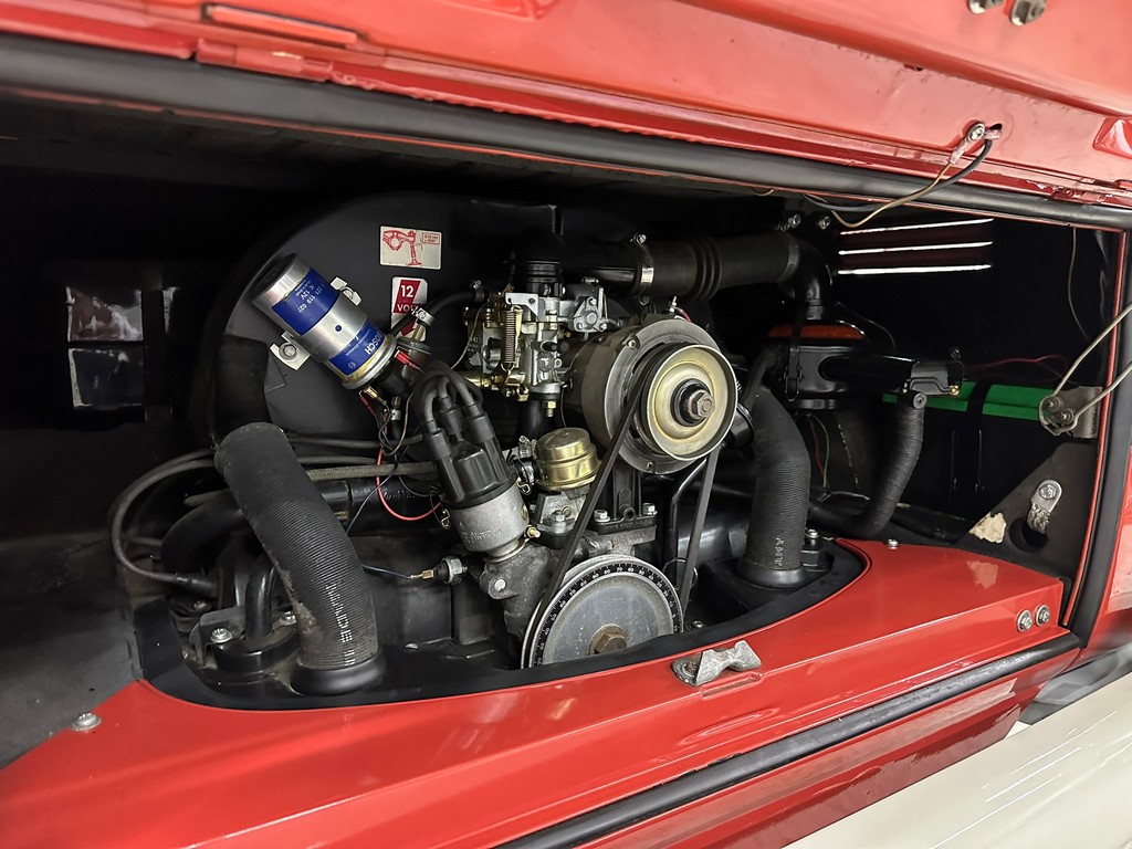 1966 Volkswagen Type 2 21-Window Deluxe Samba - Image 24