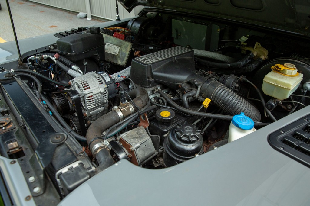 1991 Land Rover Defender 90 - Image 43