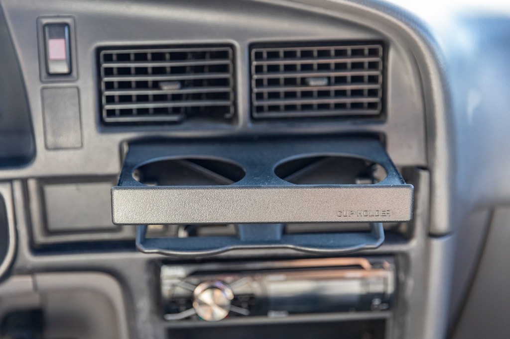 1990 Toyota Pickup XtraCab Deluxe 4×4 - Image 55