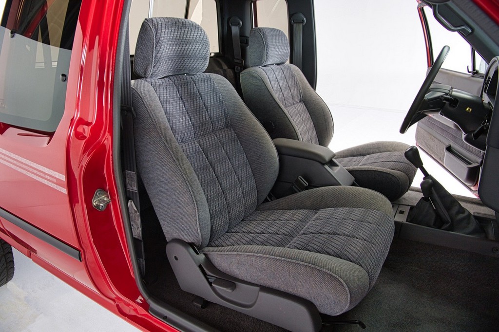 1994 Toyota Pickup XtraCab SR5 V6 4×4 - Image 9