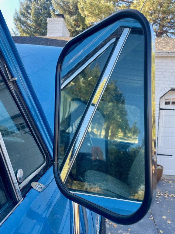 1972 Chevrolet K20 Cheyenne Pickup 4×4 - Image 2