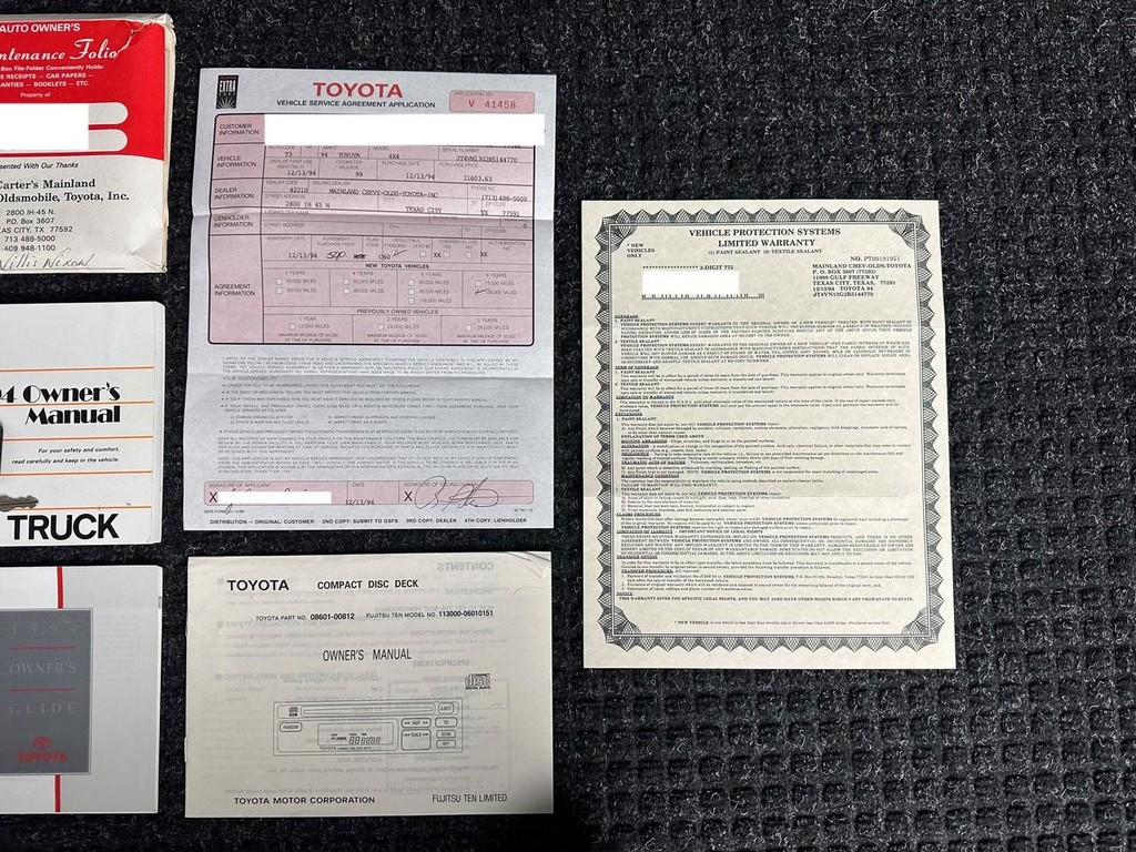 1994 Toyota Pickup XtraCab SR5 V6 4×4 - Image 17