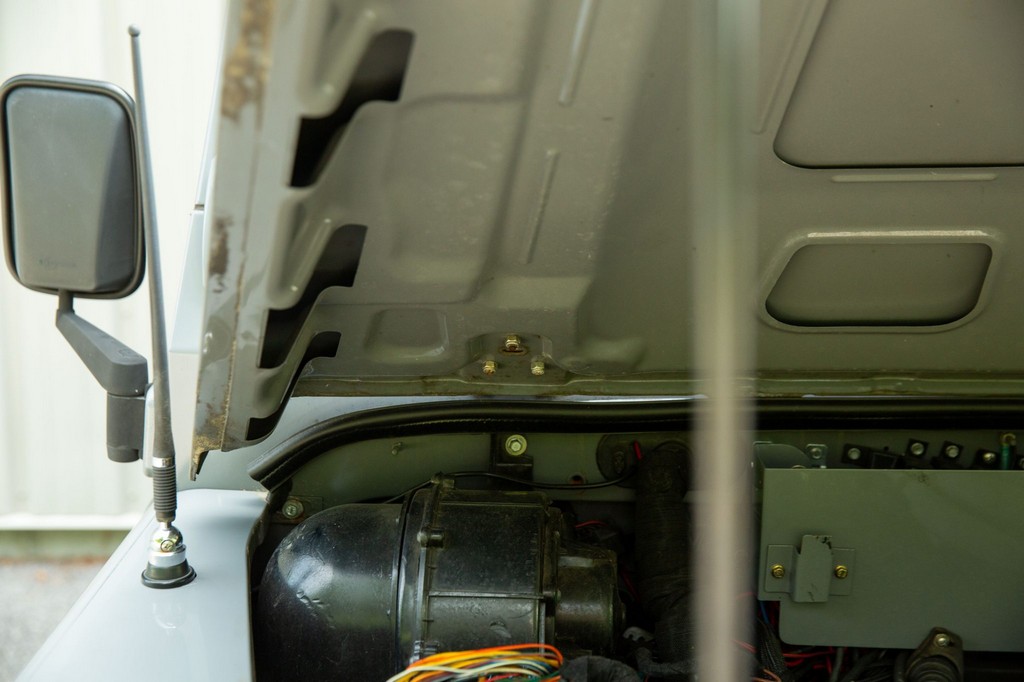 1991 Land Rover Defender 90 - Image 63