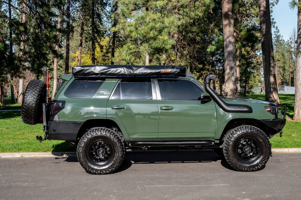 2022 Toyota 4Runner TRD Off-Road Premium - Image 45