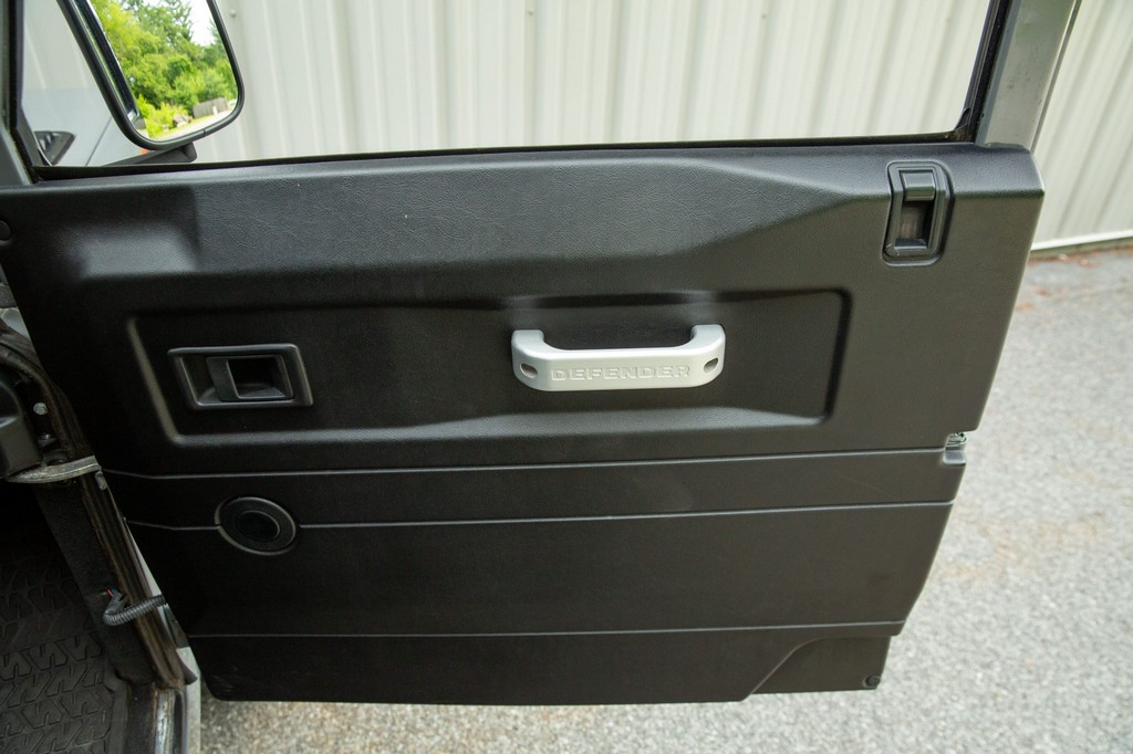 1991 Land Rover Defender 90 - Image 66