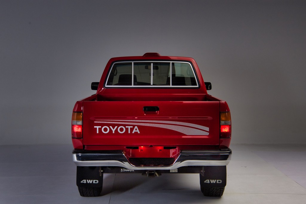 1994 Toyota Pickup XtraCab SR5 V6 4×4 - Image 24