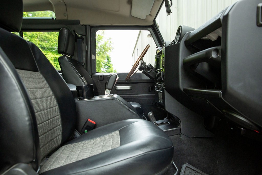 1991 Land Rover Defender 90 - Image 72