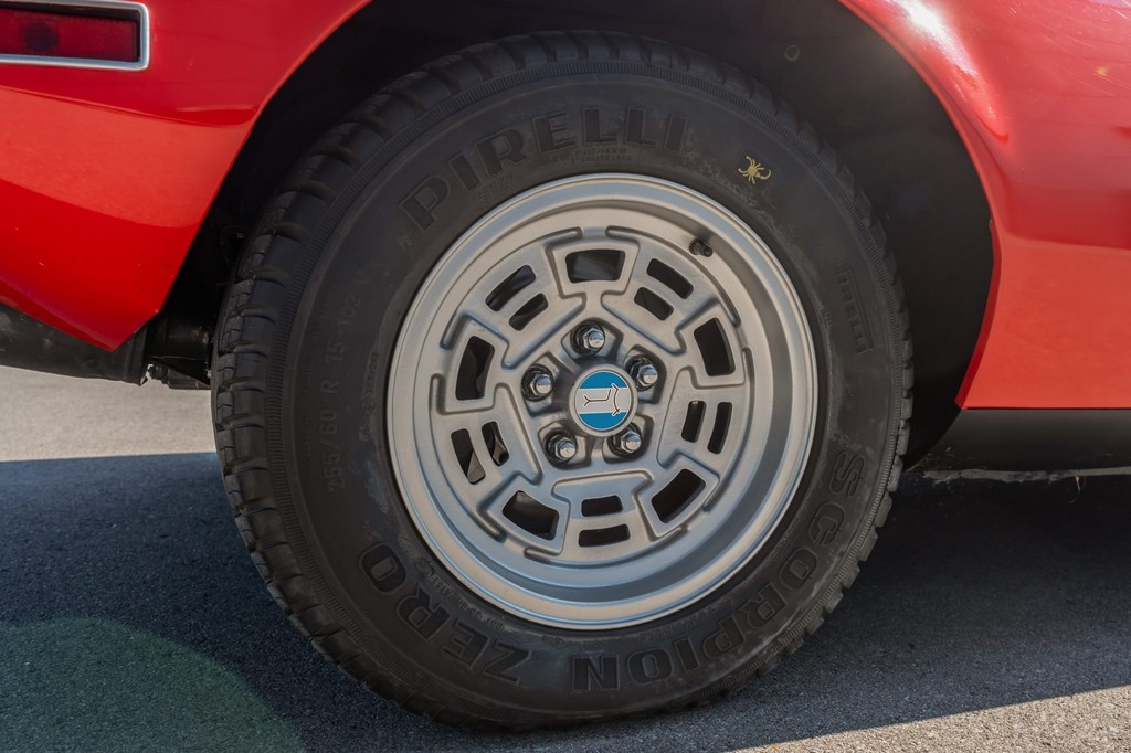 1971 DeTomaso Pantera - Image 26