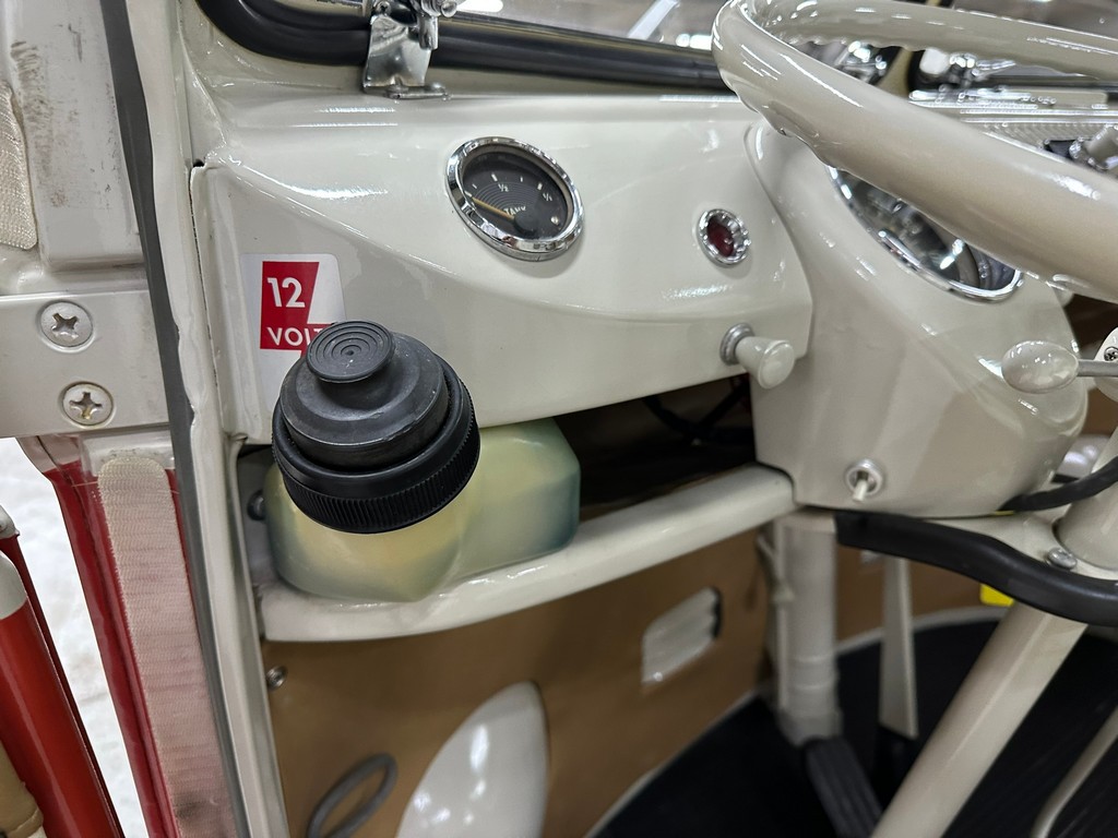 1966 Volkswagen Type 2 21-Window Deluxe Samba - Image 57