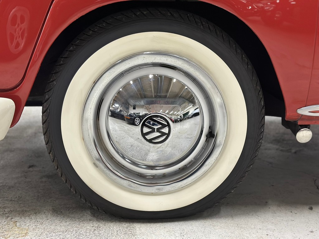 1966 Volkswagen Type 2 21-Window Deluxe Samba - Image 60