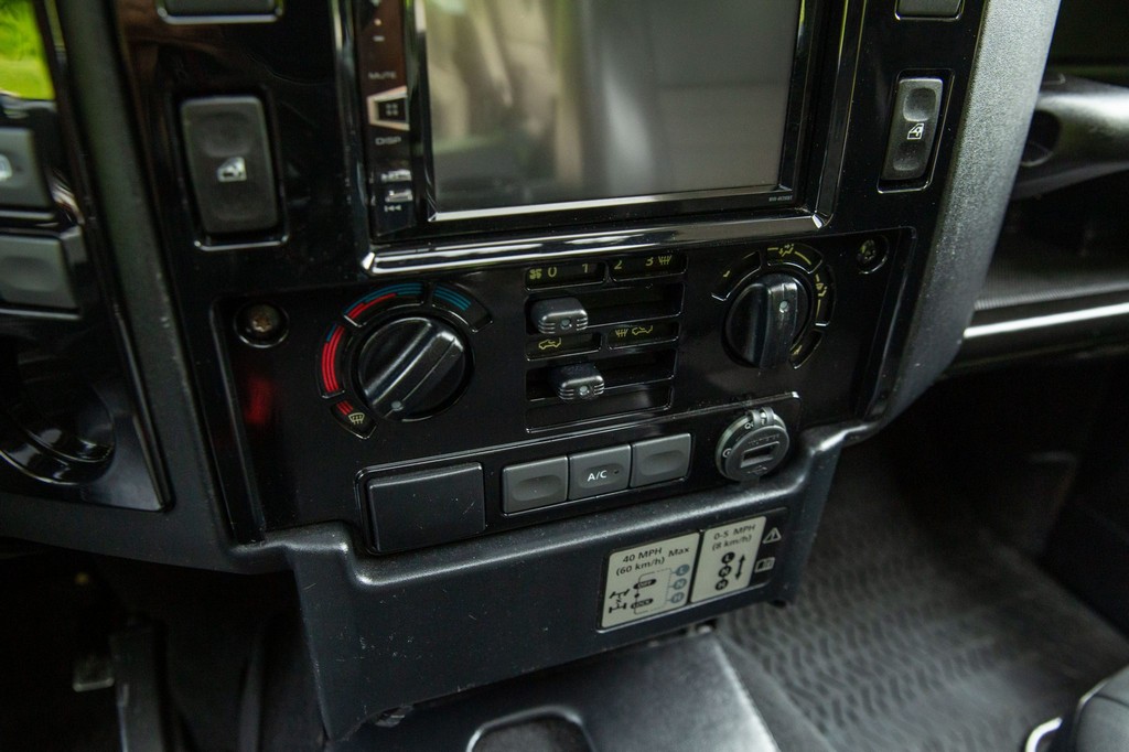 1991 Land Rover Defender 90 - Image 82