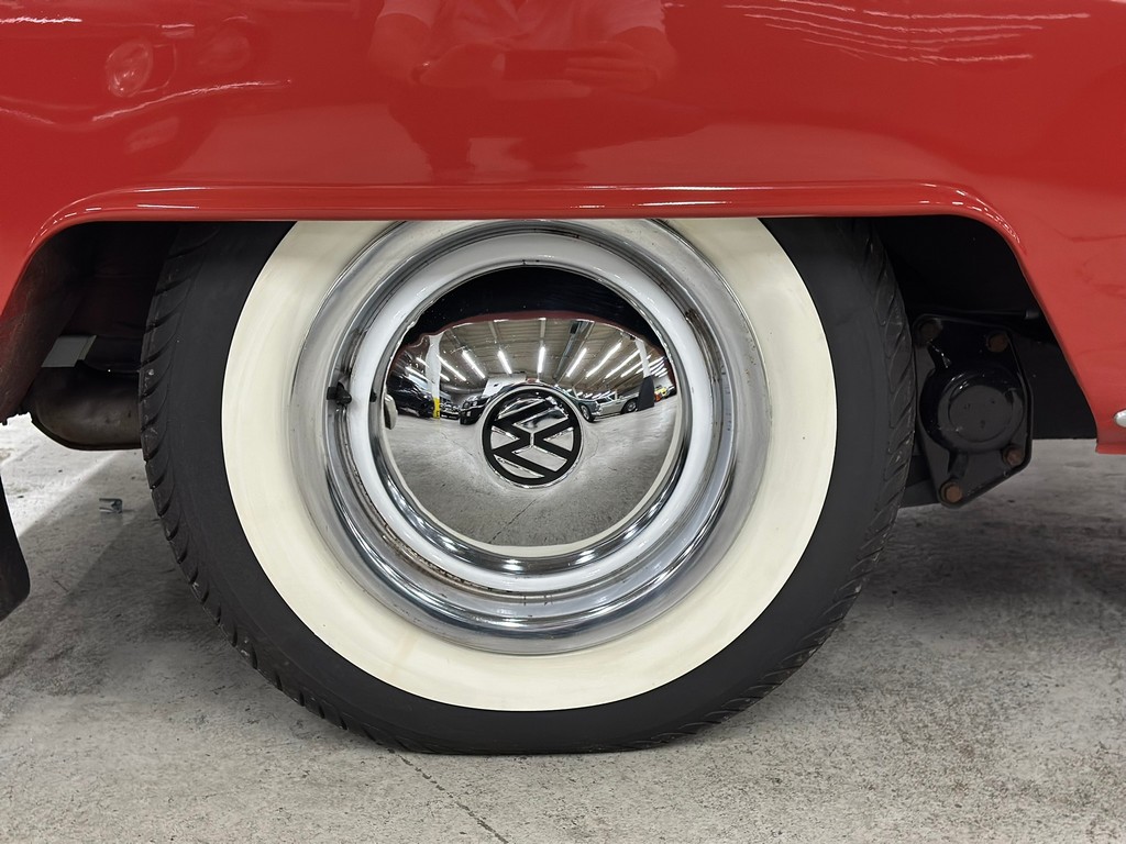1966 Volkswagen Type 2 21-Window Deluxe Samba - Image 64