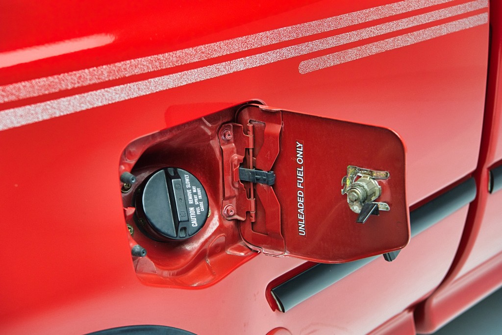 1994 Toyota Pickup XtraCab SR5 V6 4×4 - Image 39