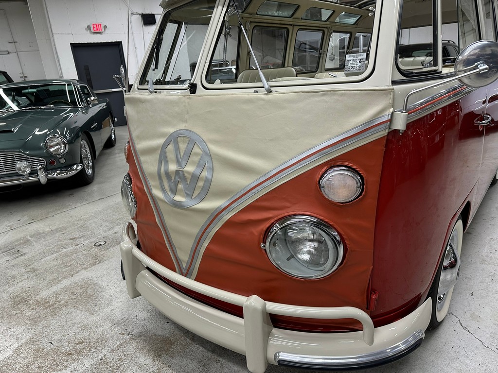 1966 Volkswagen Type 2 21-Window Deluxe Samba - Image 68