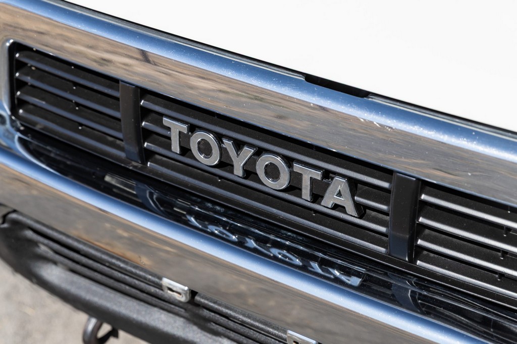 1990 Toyota Pickup XtraCab Deluxe 4×4 - Image 94