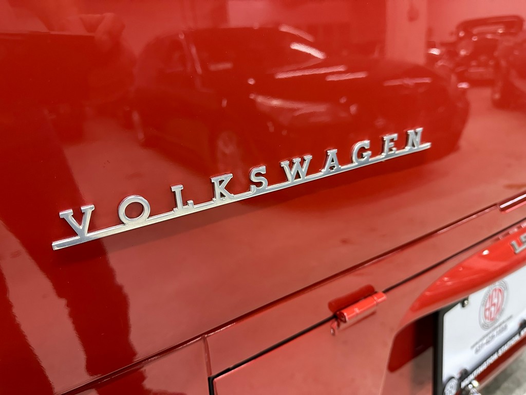 1966 Volkswagen Type 2 21-Window Deluxe Samba - Image 69