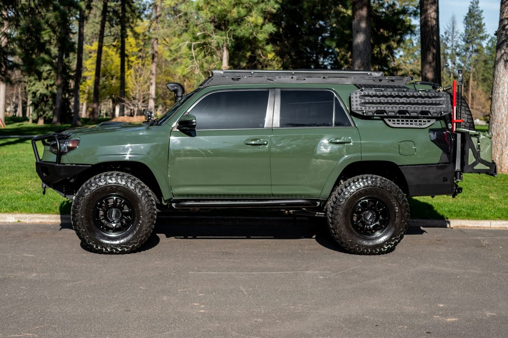 2022 Toyota 4Runner TRD Off-Road Premium - Image 70