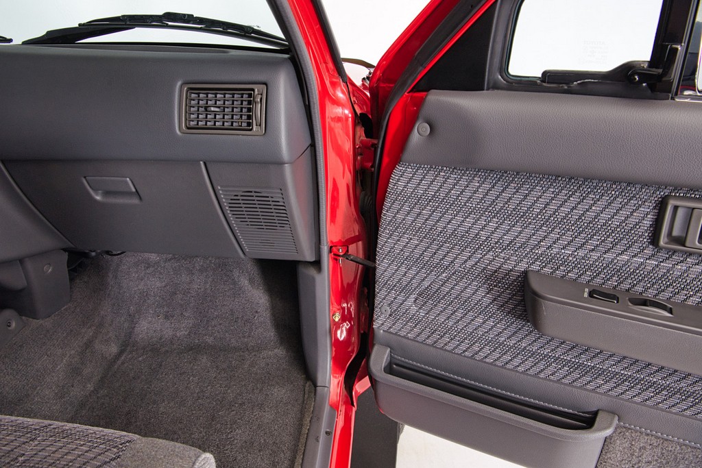 1994 Toyota Pickup XtraCab SR5 V6 4×4 - Image 49