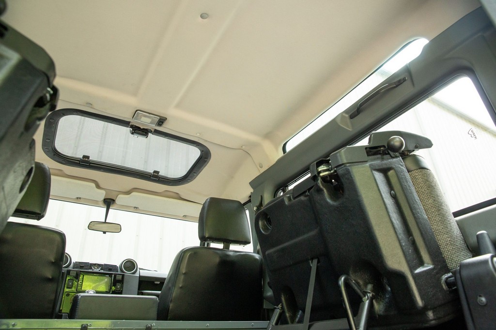 1991 Land Rover Defender 90 - Image 94