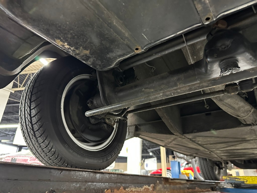 1966 Volkswagen Type 2 21-Window Deluxe Samba - Image 75