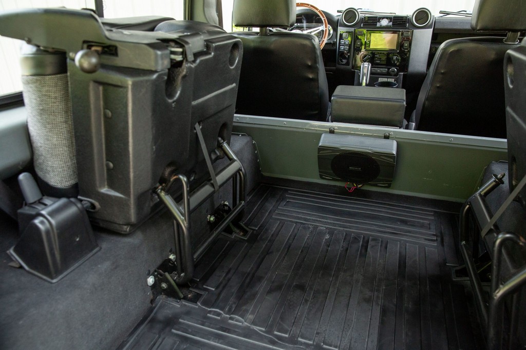 1991 Land Rover Defender 90 - Image 96